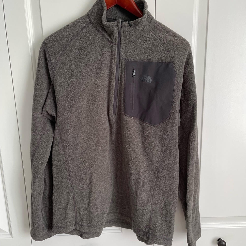Mens North Face 1/4 zip fleece long sleeve